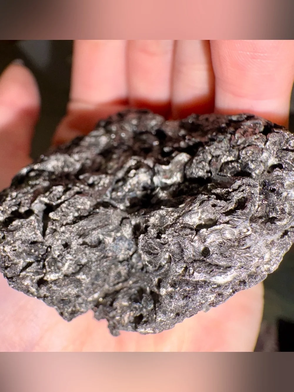 Reptile Habitat Black Lava Rock Décor - Natural Hide